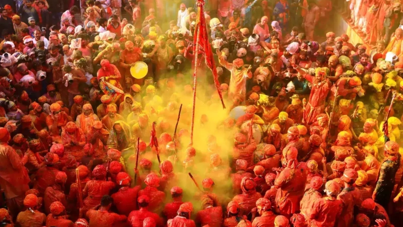 Holi in Mathura: Holi festivities begin on the streets of Barsana from Monday