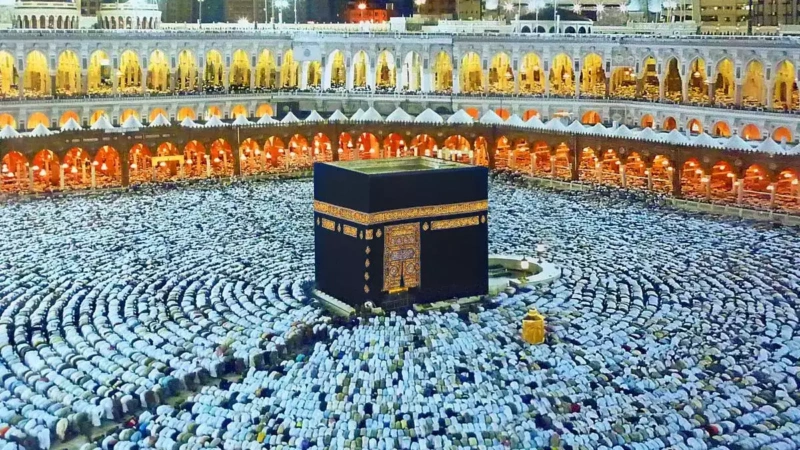 Saudi Arabia grants Umrah pilgrimage access to all visa holders