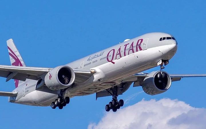 Qatar Airways launches the world’s first Boeing 777 Starlink-equipped flight