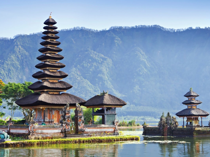 Indonesia tightens visa extension rules