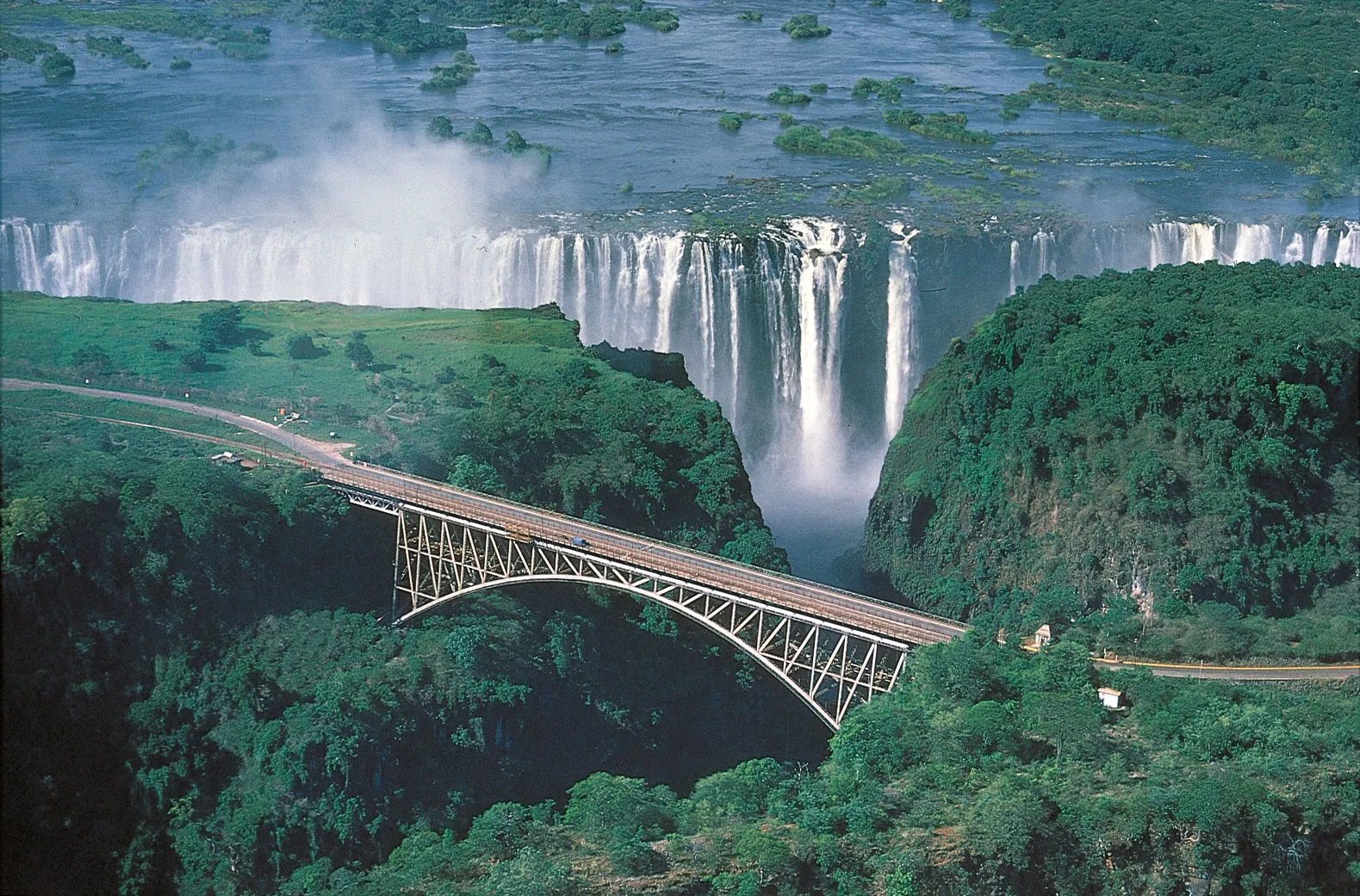 February’s High-Water Drama at Victoria Falls: What to Expect This Rainy Season