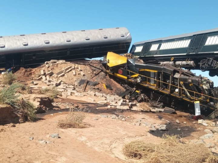 Rovos Rail Train Derails in Namibia, Two Crew Members Lose Their Lives